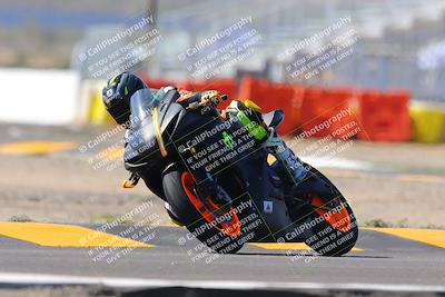 media/Oct-09-2022-SoCal Trackdays (Sun) [[95640aeeb6]]/Turn 2 (1110am)/